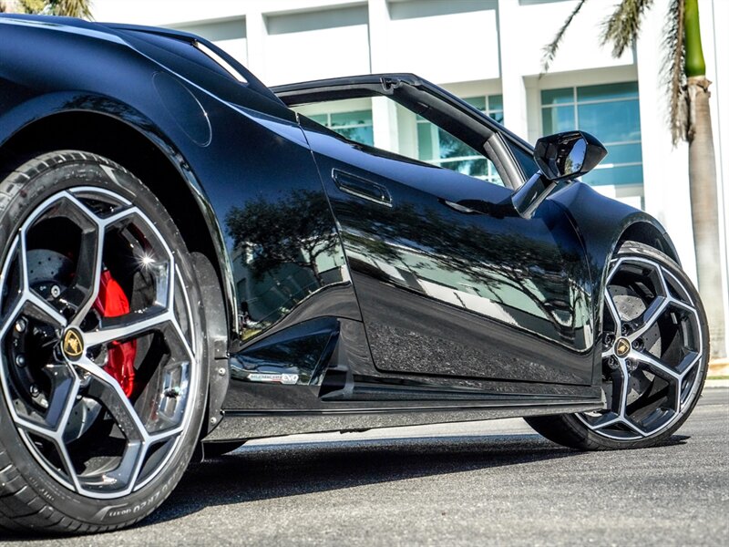 2022 Lamborghini Huracan EVO Spyder - Photo 42 - Bonita Springs, FL 34134