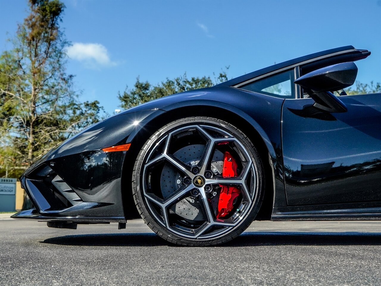 2022 Lamborghini Huracan EVO Spyder   - Photo 34 - Bonita Springs, FL 34134