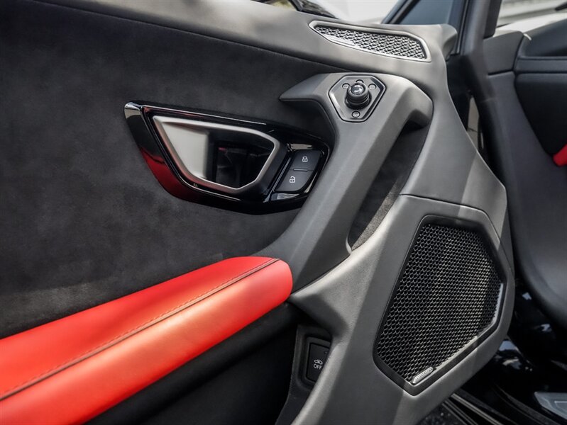 2022 Lamborghini Huracan EVO Spyder - Photo 20 - Bonita Springs, FL 34134