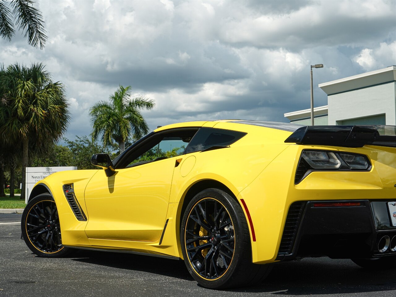 2016 Chevrolet Corvette Z06 C7R   - Photo 31 - Bonita Springs, FL 34134