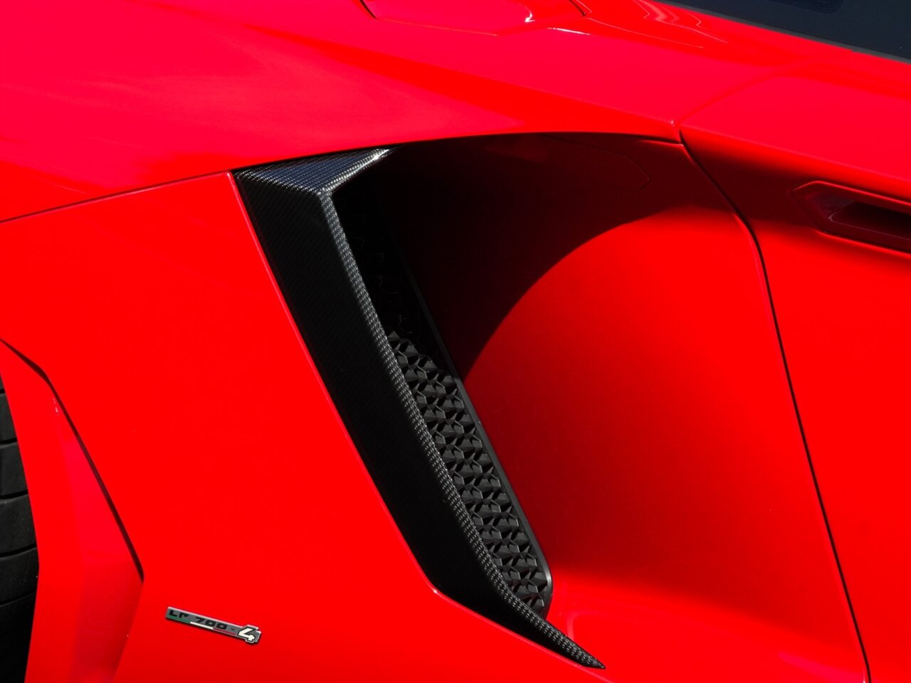 2015 Lamborghini Aventador LP 700-4   - Photo 65 - Bonita Springs, FL 34134
