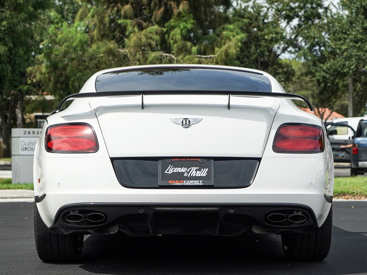 2015 Bentley Continental GT3-R   - Photo 67 - Bonita Springs, FL 34134