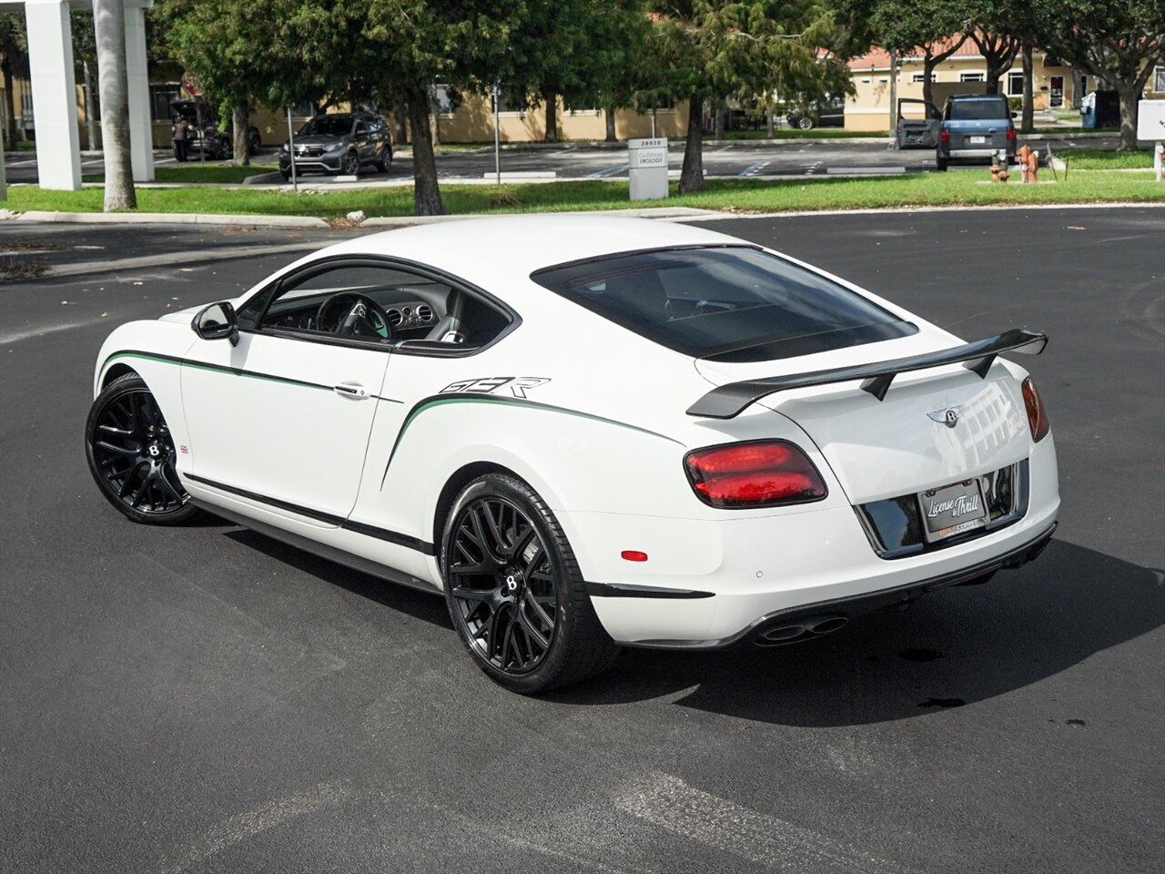 2015 Bentley Continental GT3-R   - Photo 60 - Bonita Springs, FL 34134