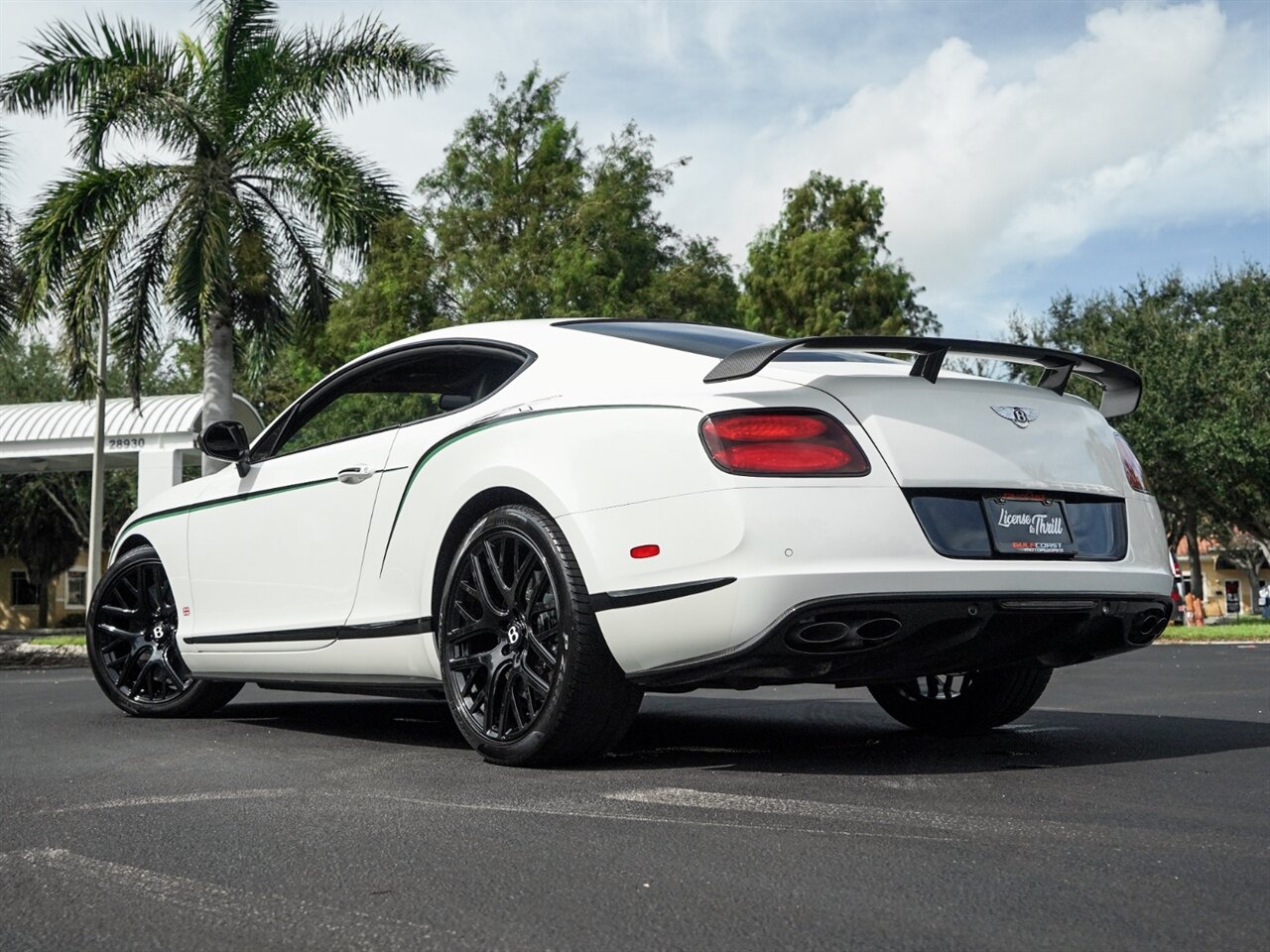 2015 Bentley Continental GT3-R   - Photo 61 - Bonita Springs, FL 34134