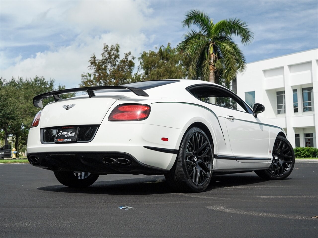 2015 Bentley Continental GT3-R   - Photo 73 - Bonita Springs, FL 34134