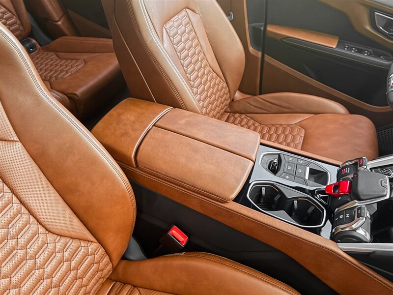 2022 Lamborghini Urus - Photo 46 - Bonita Springs, FL 34134