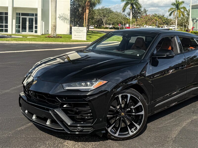 2022 Lamborghini Urus - Photo 9 - Bonita Springs, FL 34134