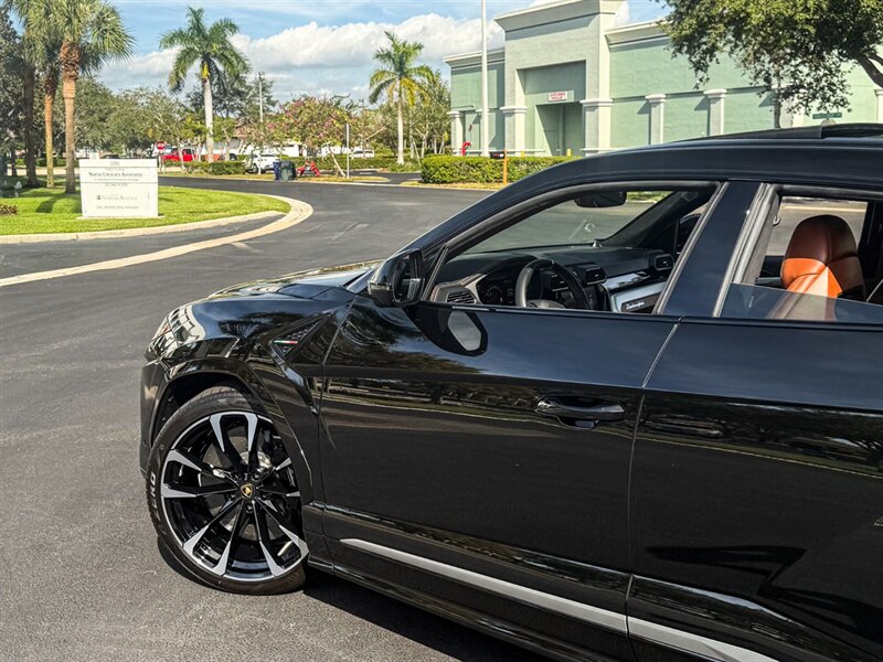 2022 Lamborghini Urus - Photo 60 - Bonita Springs, FL 34134