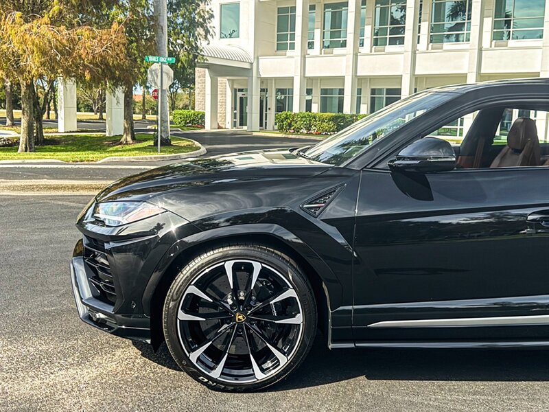 2022 Lamborghini Urus - Photo 54 - Bonita Springs, FL 34134