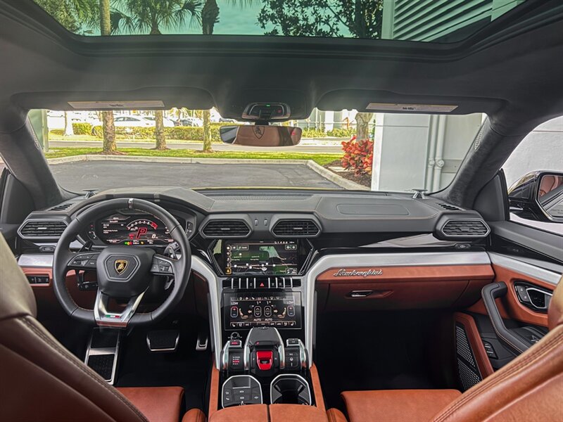 2022 Lamborghini Urus - Photo 34 - Bonita Springs, FL 34134