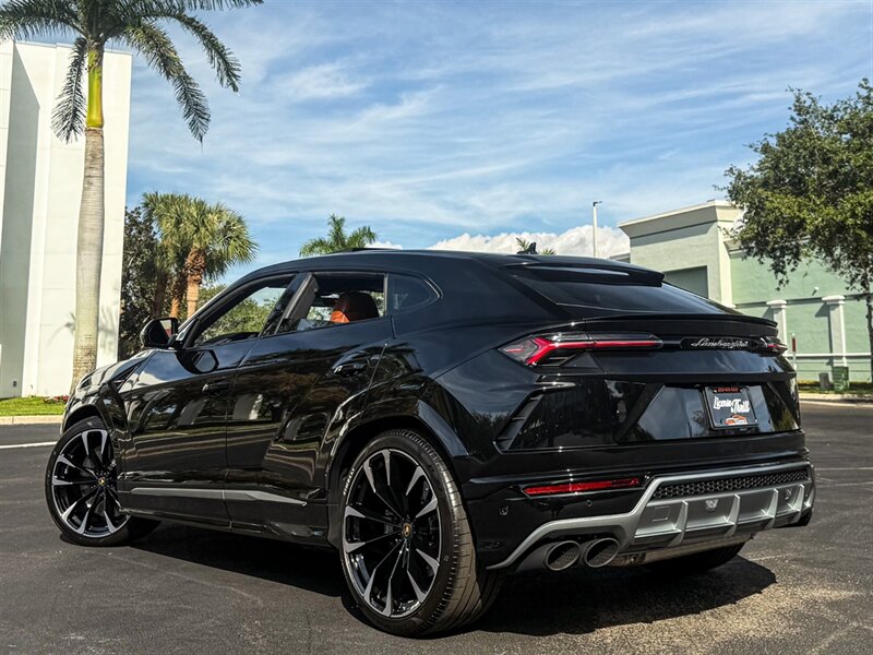 2022 Lamborghini Urus - Photo 58 - Bonita Springs, FL 34134