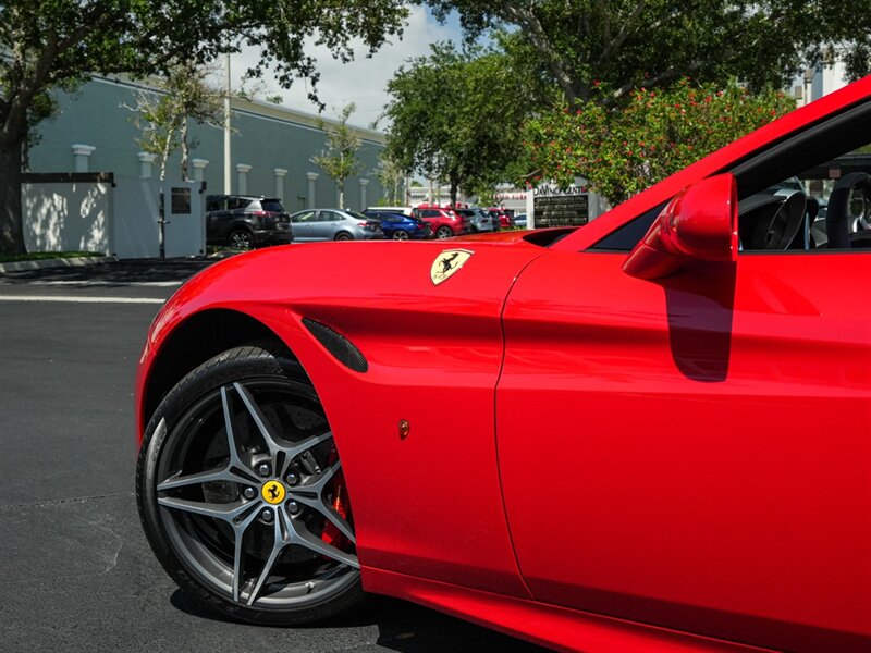 2015 Ferrari California T   - Photo 53 - Bonita Springs, FL 34134