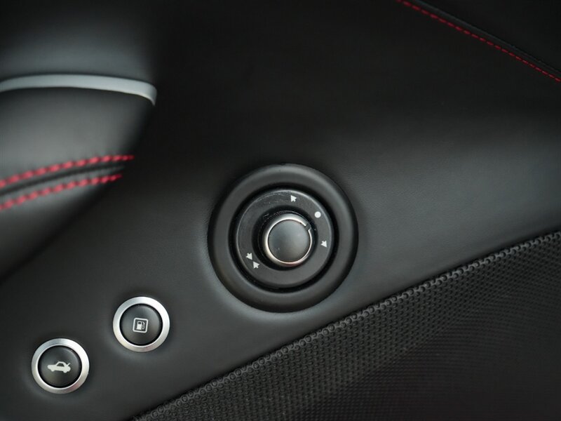 2015 Ferrari California T   - Photo 28 - Bonita Springs, FL 34134