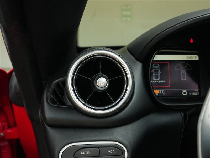 2015 Ferrari California T   - Photo 35 - Bonita Springs, FL 34134