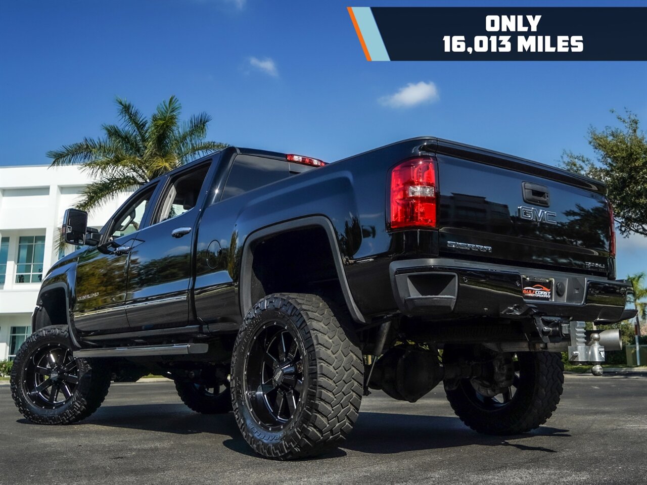 2019 GMC Sierra 2500 Denali   - Photo 33 - Bonita Springs, FL 34134