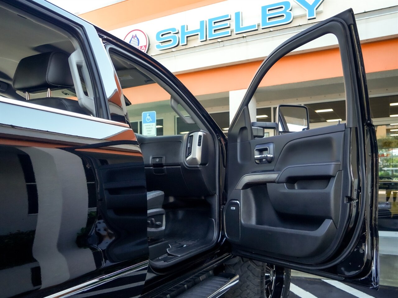 2019 GMC Sierra 2500 Denali   - Photo 24 - Bonita Springs, FL 34134