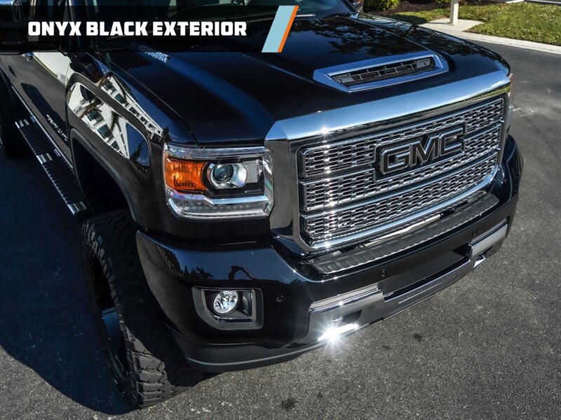 2019 GMC Sierra 2500 Denali - Photo 7 - Bonita Springs, FL 34134