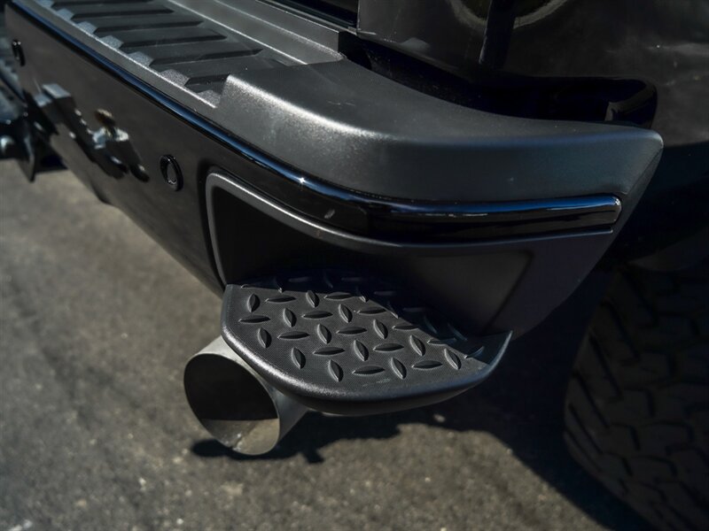 2019 GMC Sierra 2500 Denali - Photo 39 - Bonita Springs, FL 34134