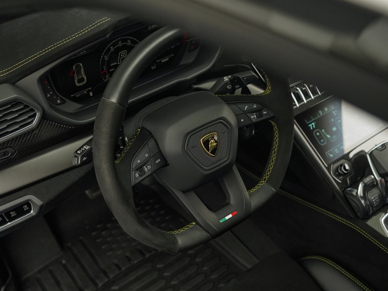 2024 Lamborghini Urus Performante   - Photo 36 - Bonita Springs, FL 34134