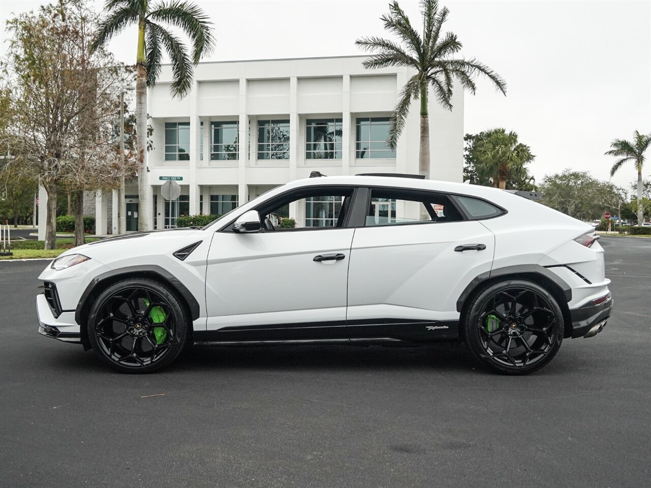 2024 Lamborghini Urus Performante   - Photo 53 - Bonita Springs, FL 34134