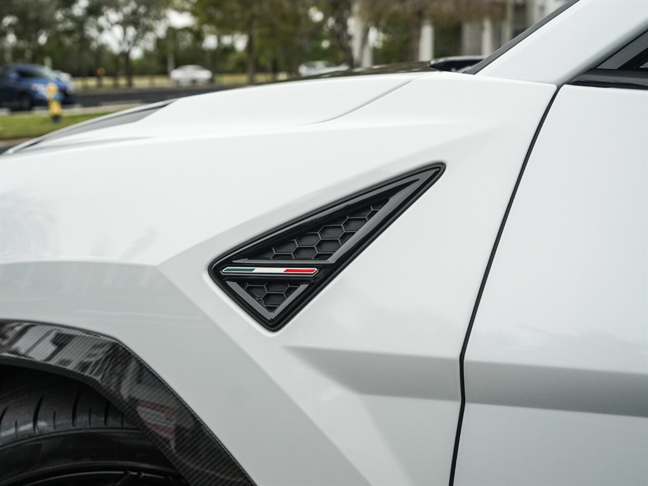 2024 Lamborghini Urus Performante   - Photo 54 - Bonita Springs, FL 34134