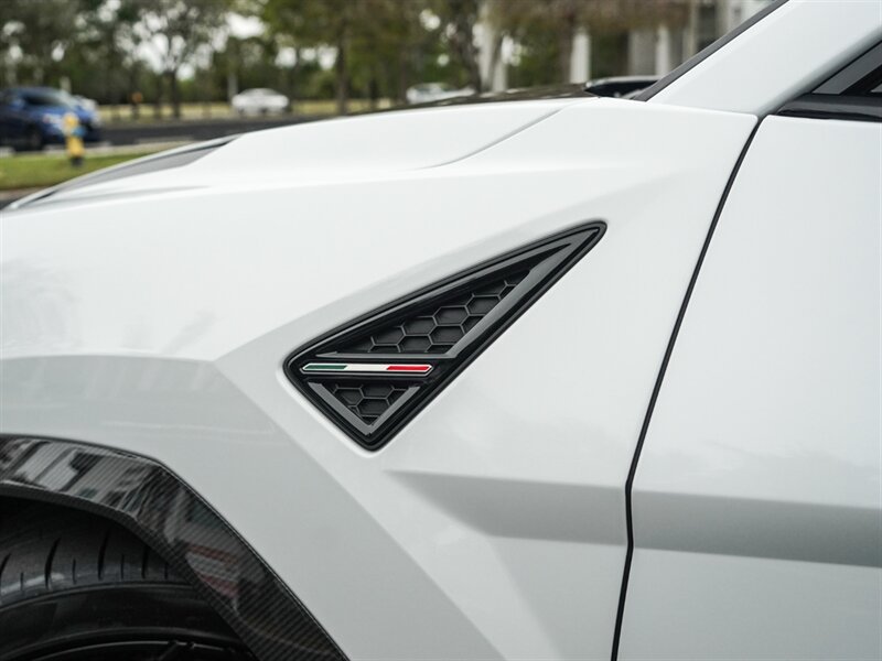 2024 Lamborghini Urus Performante - Photo 54 - Bonita Springs, FL 34134
