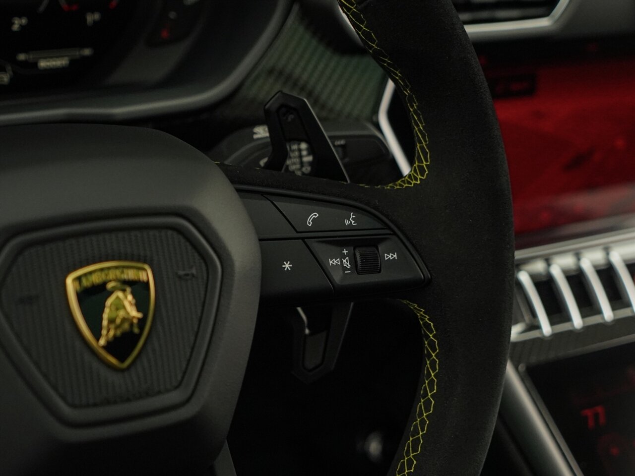 2024 Lamborghini Urus Performante   - Photo 38 - Bonita Springs, FL 34134