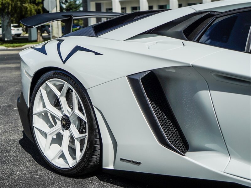 2016 Lamborghini Aventador LP 750-4 SV - Photo 8 - Bonita Springs, FL 34134