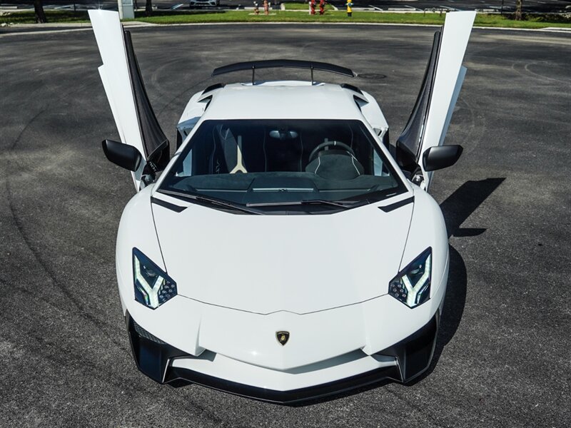 2016 Lamborghini Aventador LP 750-4 SV - Photo 5 - Bonita Springs, FL 34134