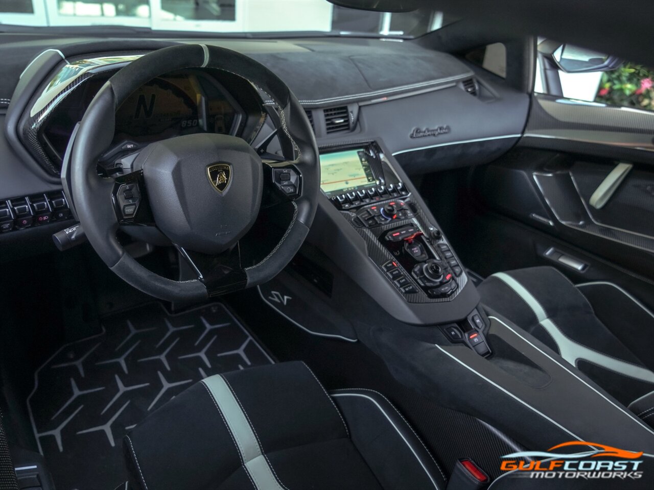 2016 Lamborghini Aventador LP 750-4 Superveloce photo 2