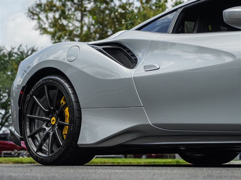 2020 Ferrari 488 Pista   - Photo 75 - Bonita Springs, FL 34134