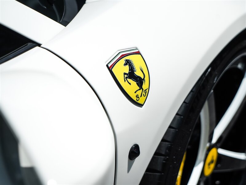 2014 Ferrari 458 Spider - Photo 10 - Bonita Springs, FL 34134