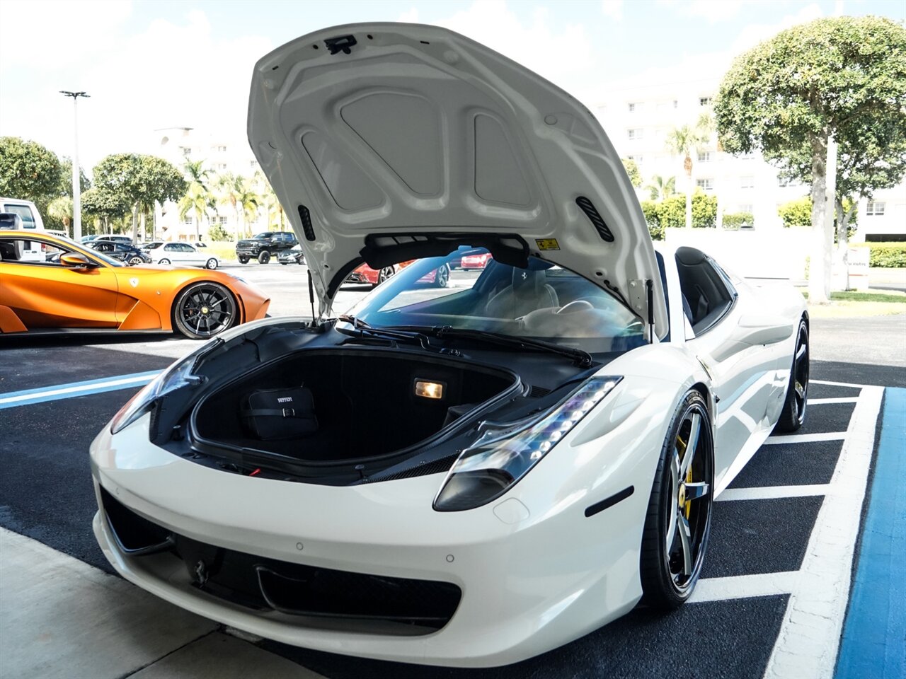 2014 Ferrari 458 Spider   - Photo 28 - Bonita Springs, FL 34134