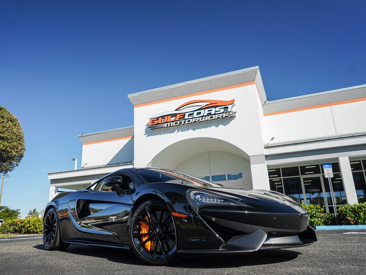 2019 McLaren 570S   - Photo 73 - Bonita Springs, FL 34134