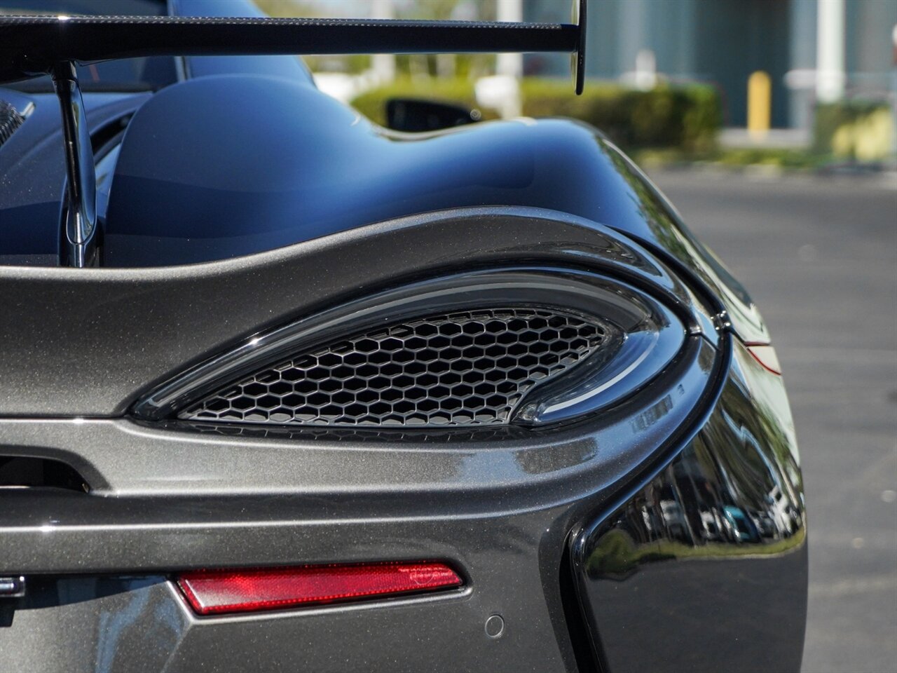 2019 McLaren 570S   - Photo 56 - Bonita Springs, FL 34134