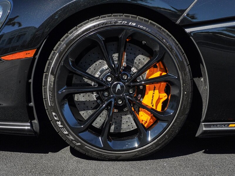 2019 McLaren 570S   - Photo 40 - Bonita Springs, FL 34134