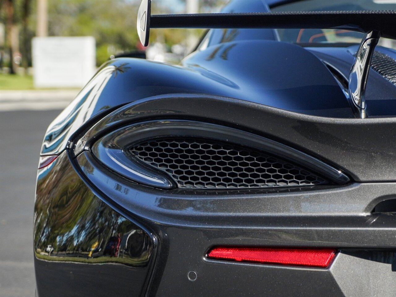 2019 McLaren 570S   - Photo 50 - Bonita Springs, FL 34134