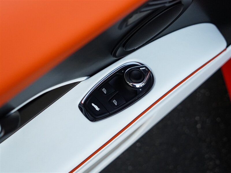 2023 Aston Martin DBS 770 Ultimate   - Photo 29 - Bonita Springs, FL 34134