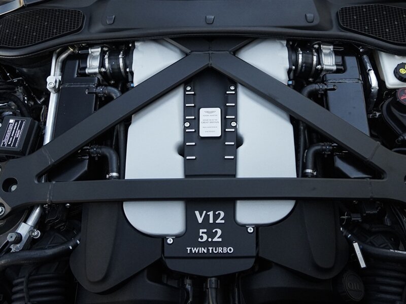 2023 Aston Martin DBS 770 Ultimate   - Photo 43 - Bonita Springs, FL 34134