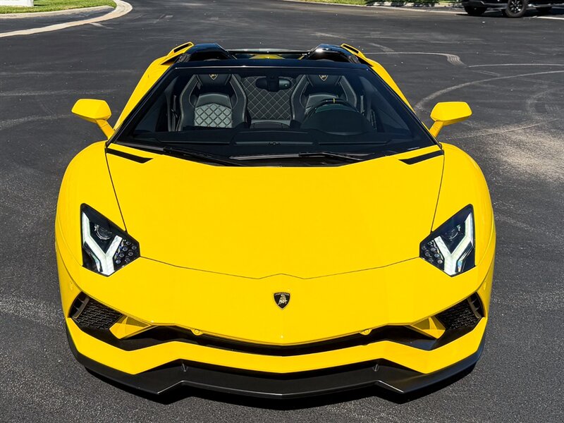 2018 Lamborghini Aventador LP 740-4 S - Photo 6 - Bonita Springs, FL 34134