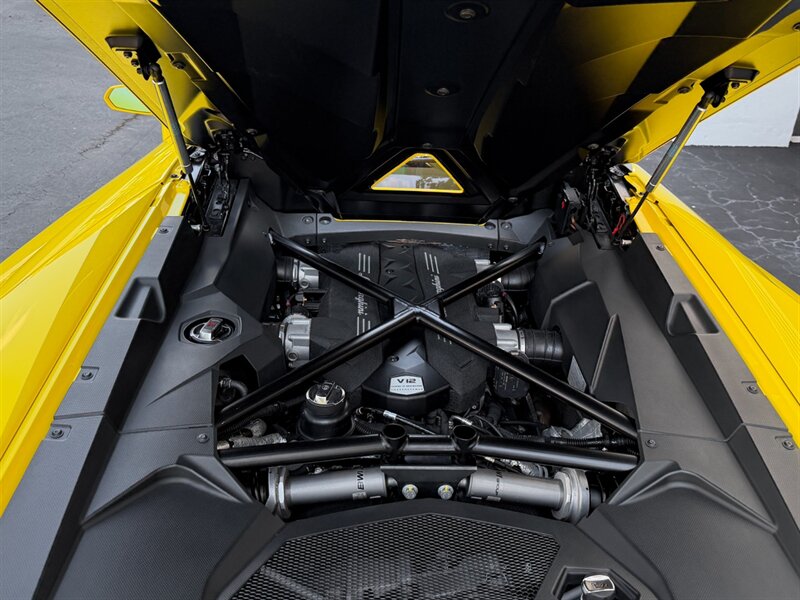 2018 Lamborghini Aventador LP 740-4 S - Photo 34 - Bonita Springs, FL 34134