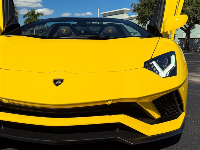 2018 Lamborghini Aventador LP 740-4 S - Photo 3 - Bonita Springs, FL 34134