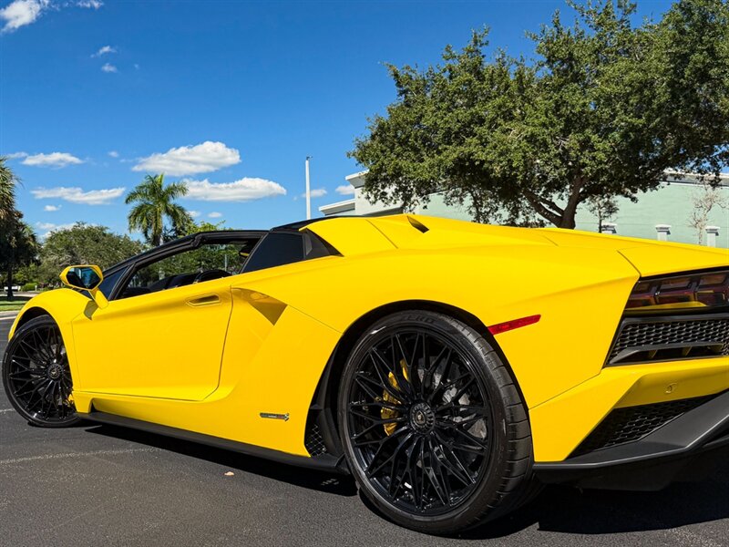 2018 Lamborghini Aventador LP 740-4 S - Photo 43 - Bonita Springs, FL 34134