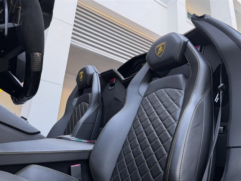 2018 Lamborghini Aventador LP 740-4 S - Photo 23 - Bonita Springs, FL 34134