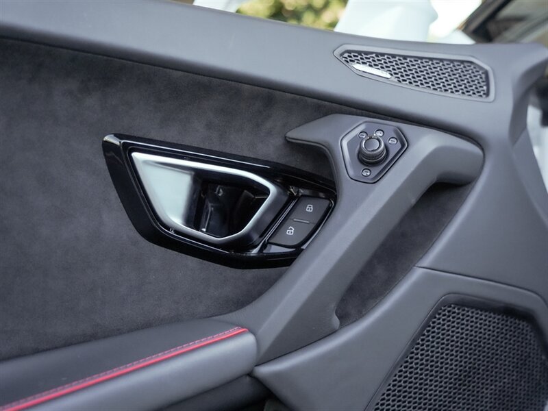 2021 Lamborghini Huracan LP 610-4 EVO Spyder - Photo 18 - Bonita Springs, FL 34134