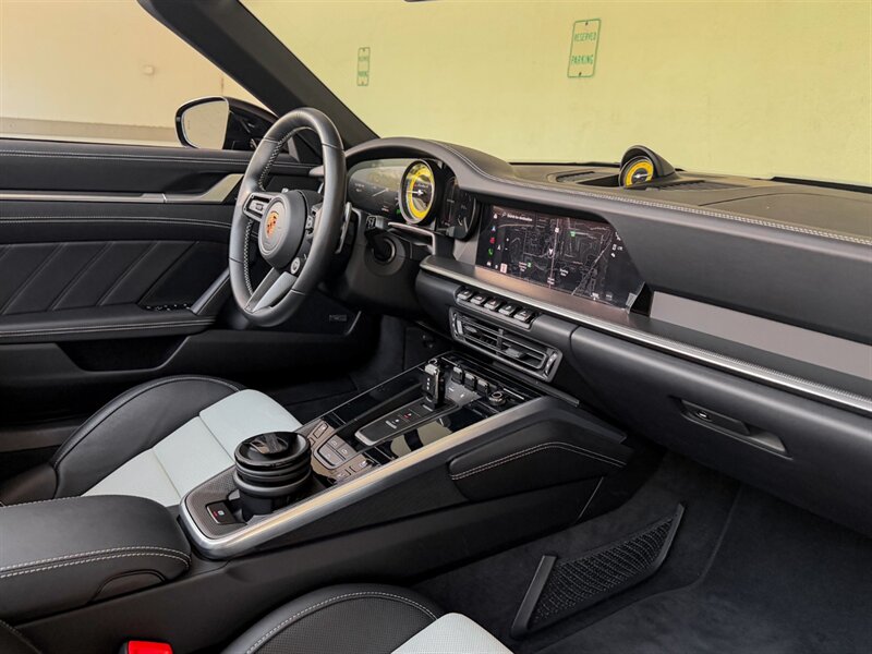 2024 Porsche 911 Turbo S   - Photo 34 - Bonita Springs, FL 34134