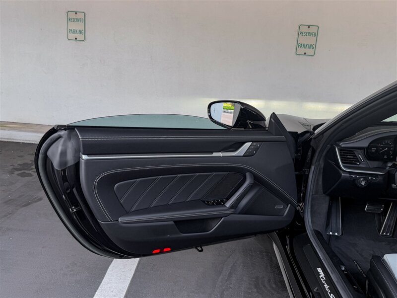 2024 Porsche 911 Turbo S   - Photo 25 - Bonita Springs, FL 34134