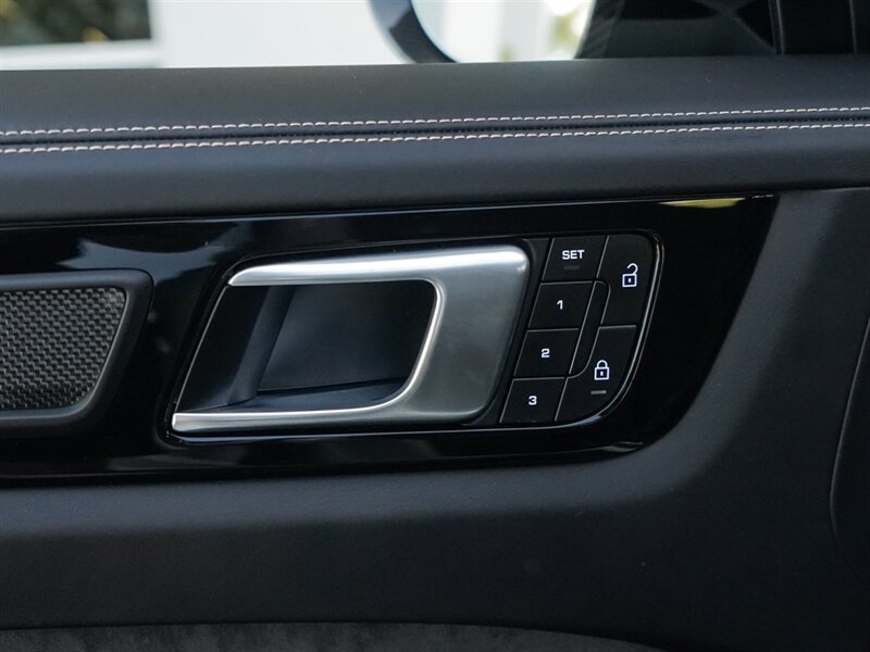 2022 Porsche Cayenne Turbo GT - Photo 30 - Bonita Springs, FL 34134