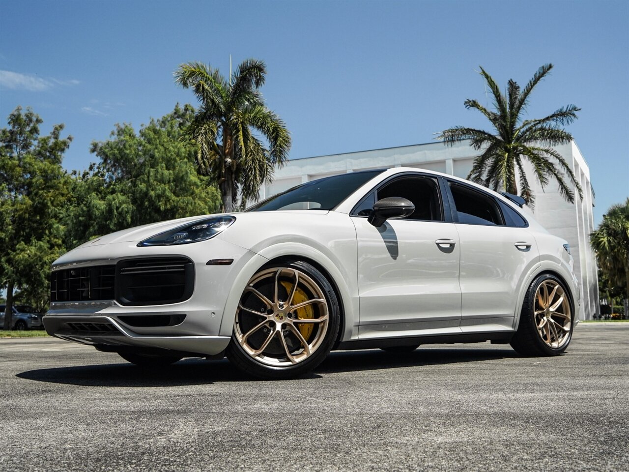 2022 Porsche Cayenne Turbo GT   - Photo 11 - Bonita Springs, FL 34134