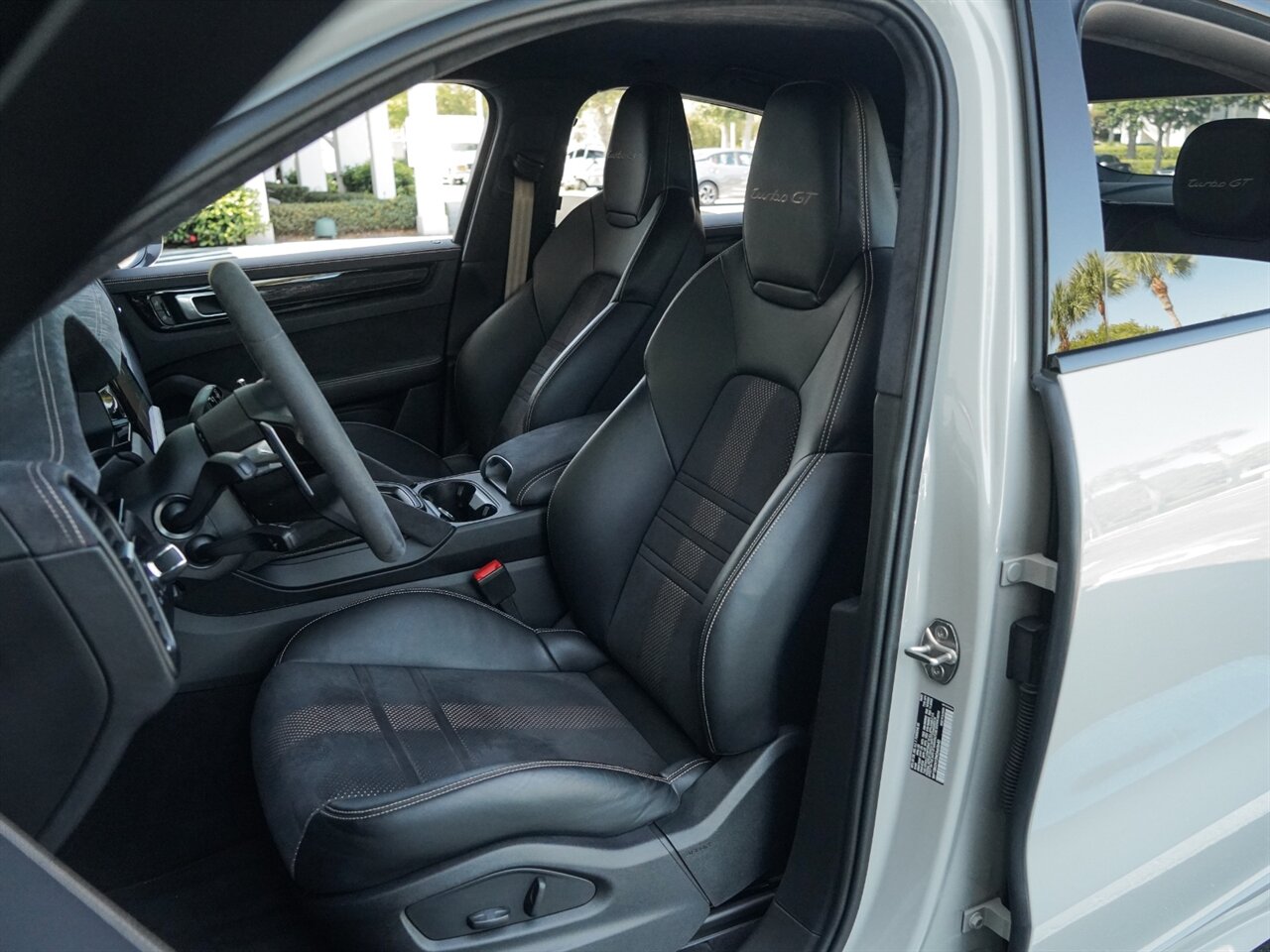 2022 Porsche Cayenne Turbo GT   - Photo 25 - Bonita Springs, FL 34134